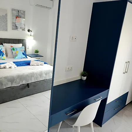 Emma House, 250m From The * 尼基季