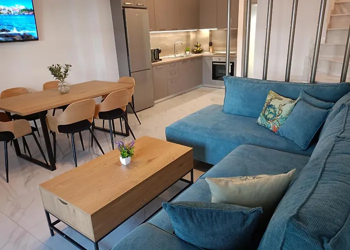 Emma House, 250m From The